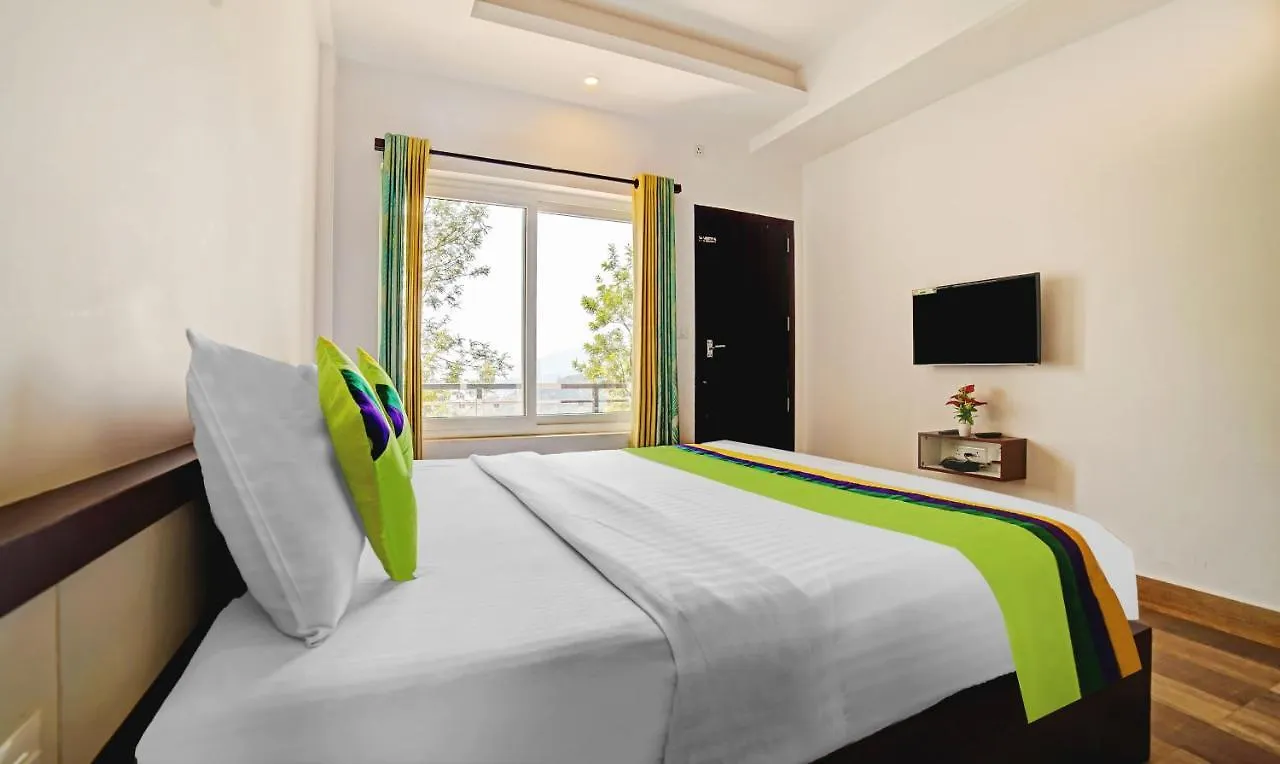 Treebo Wanderlust Residency With Mountain View Hotel Munnar